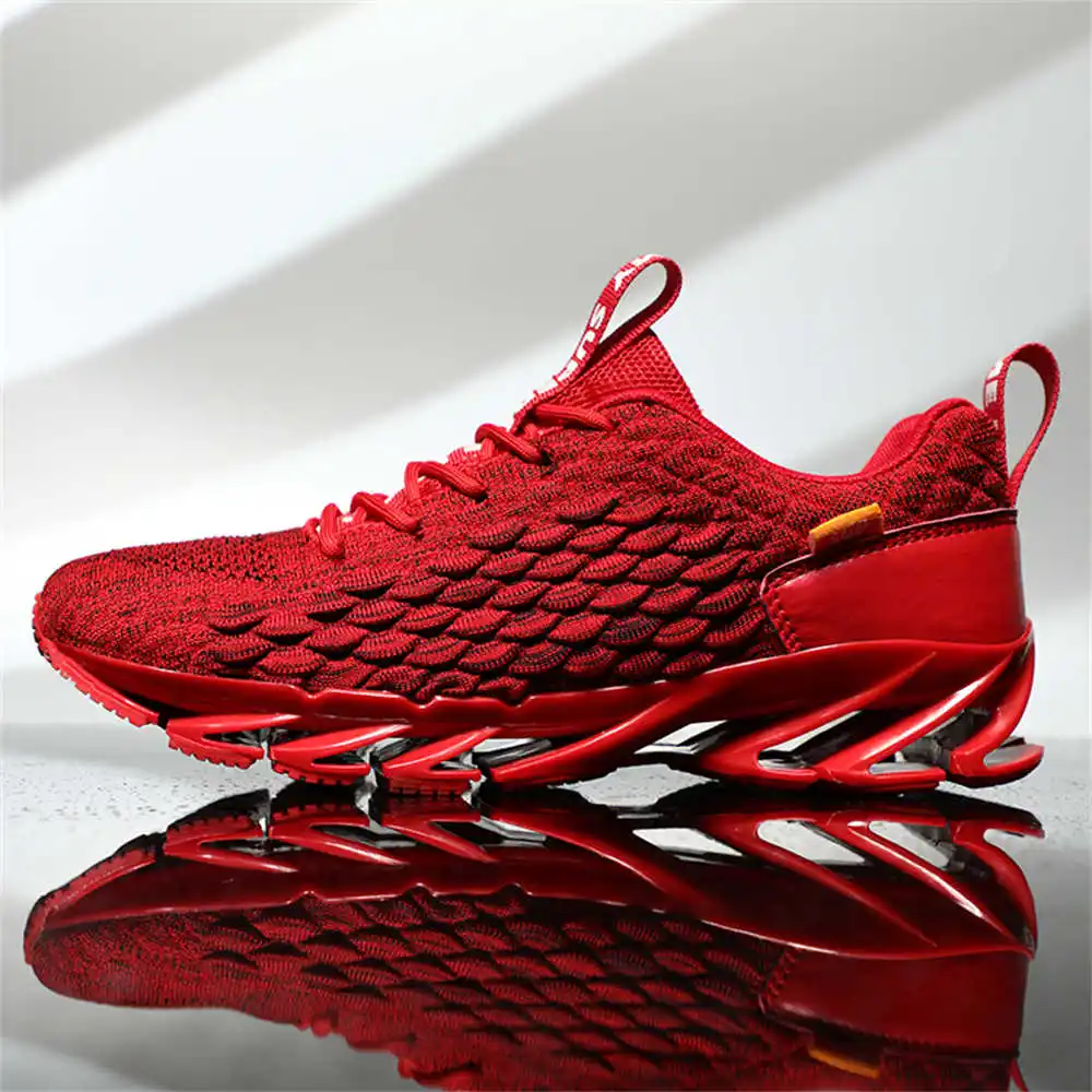 size 44 size 39 walking shoes  - Badminton Center reseña y precio