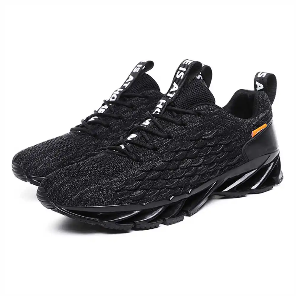 size 44 size 39 walking shoes  - Badminton Center reseña y precio